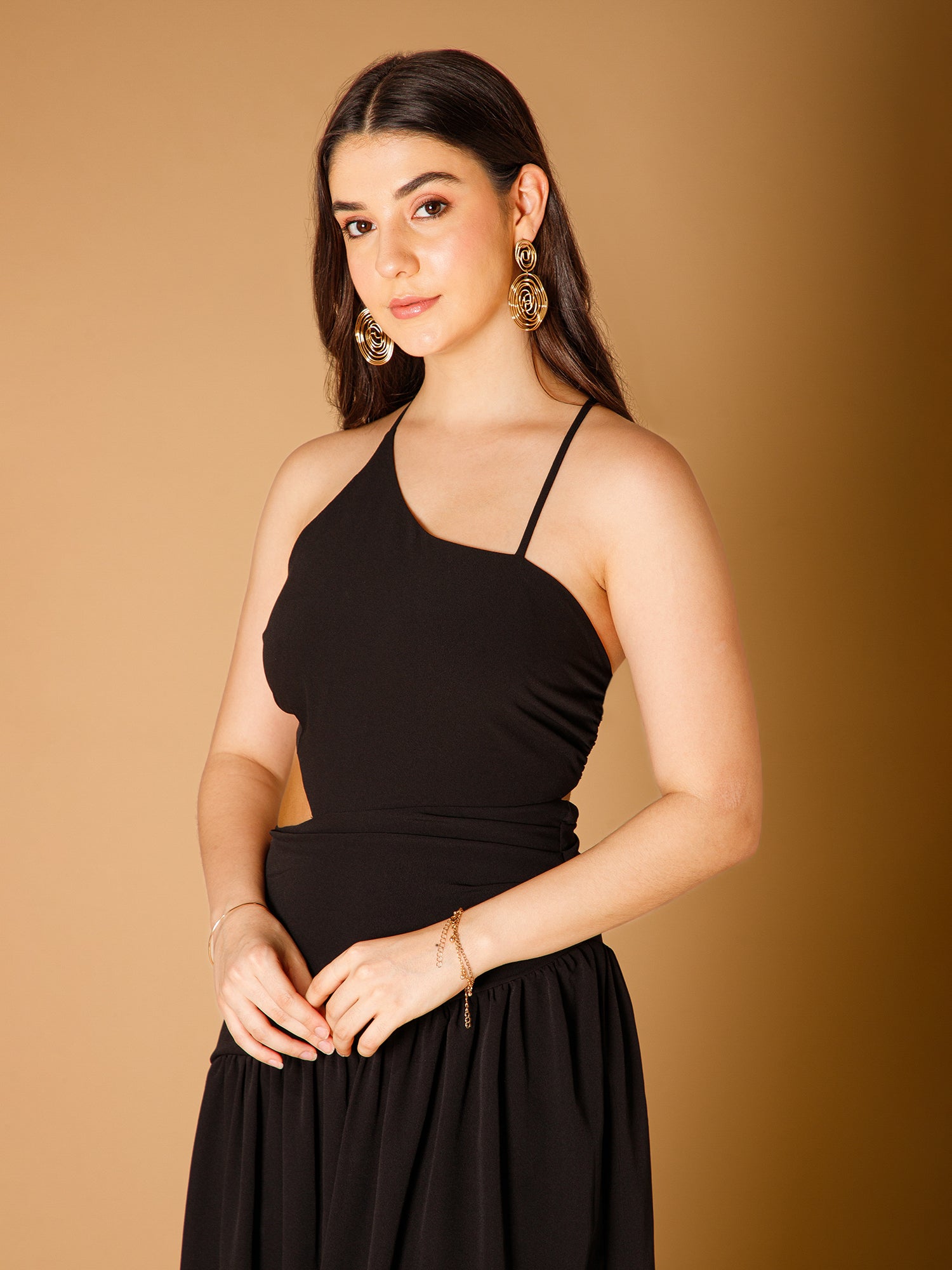 Black Solid Shoulder Straps Flared Sexy Maxi Dress - Image 4